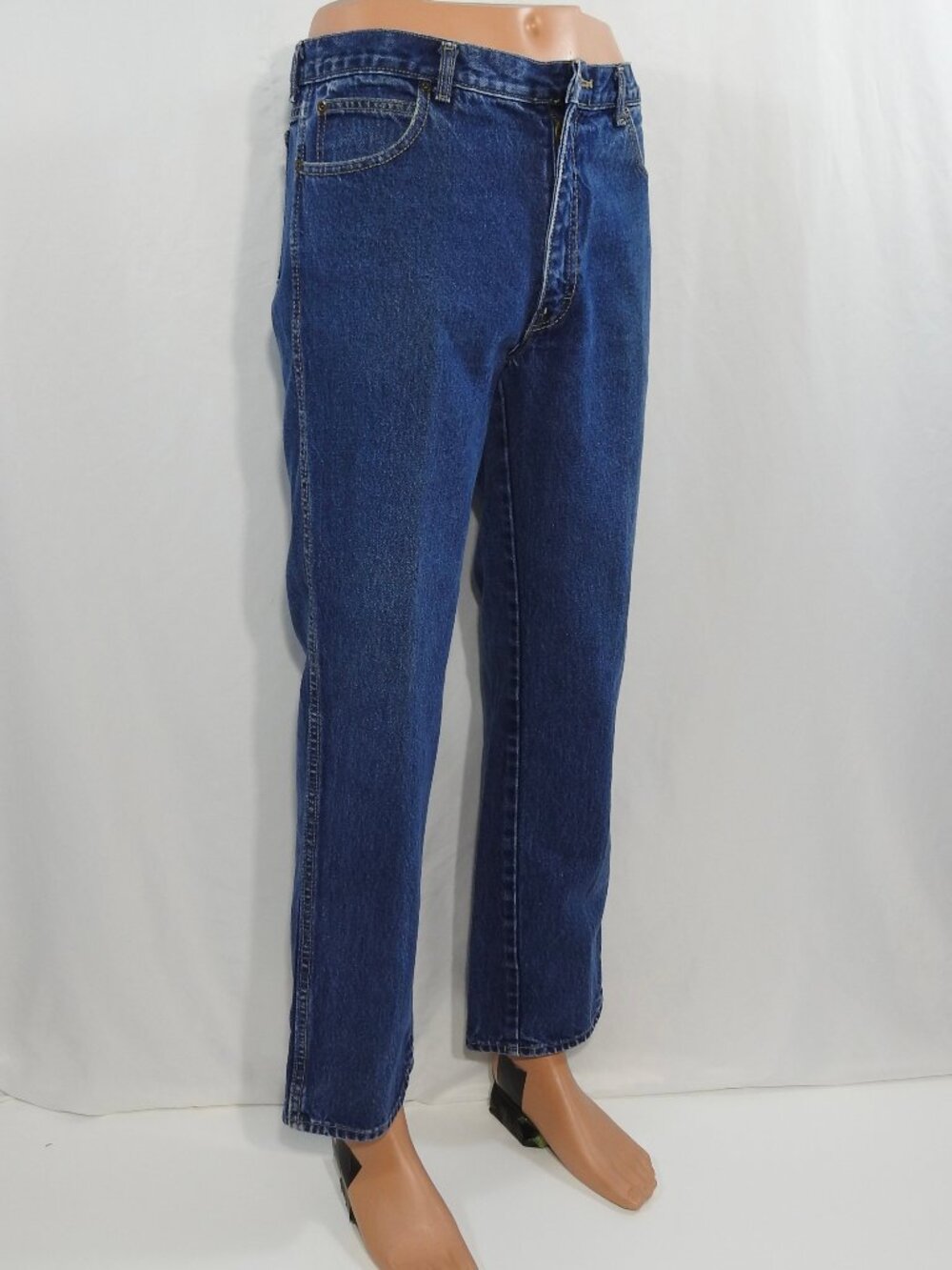 Calvin Klein Sz 34 (32) Vintage Jeans 100% Cotton Made in USA FLAW